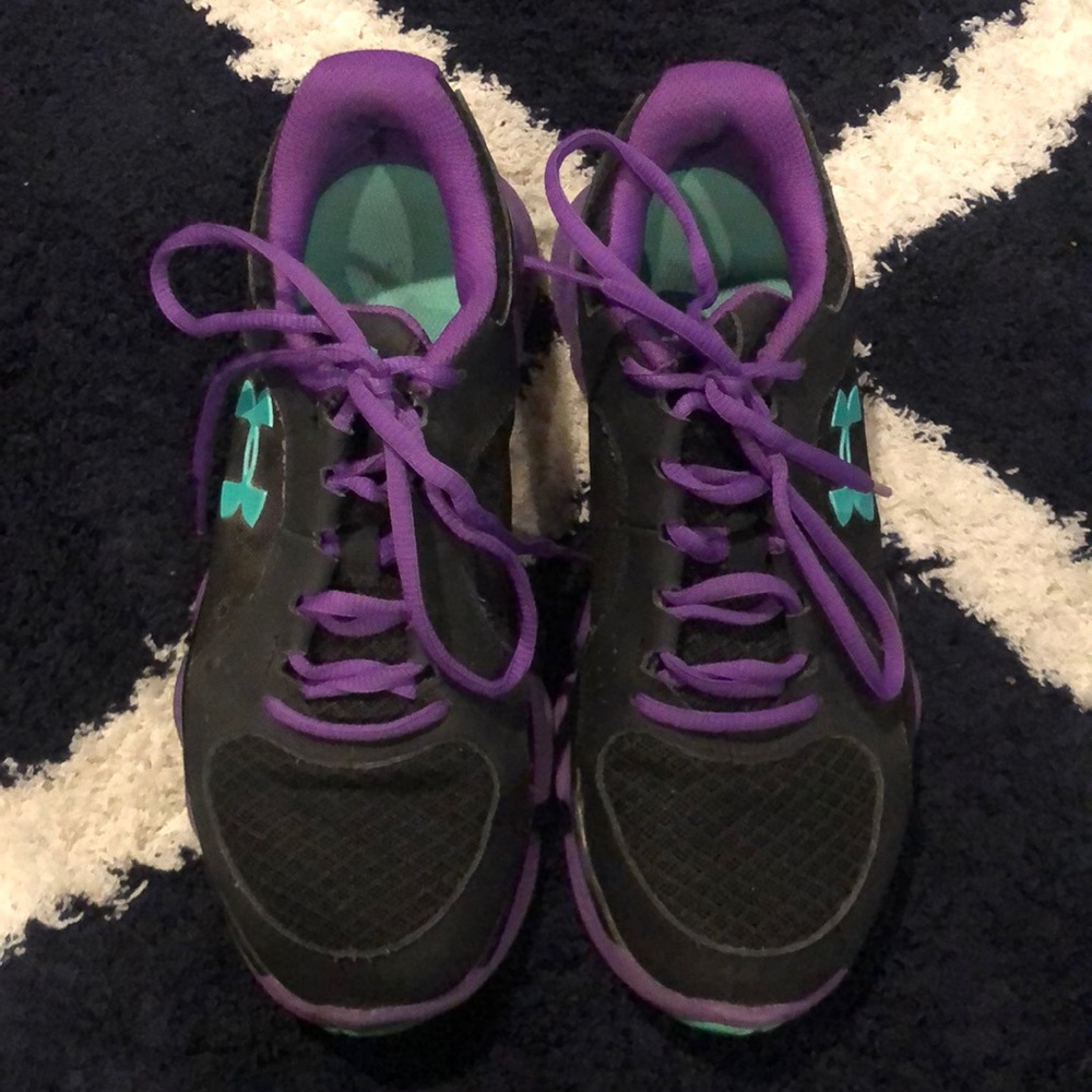 UA Sneakers